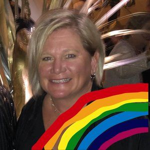 Meet your Posher, Kara